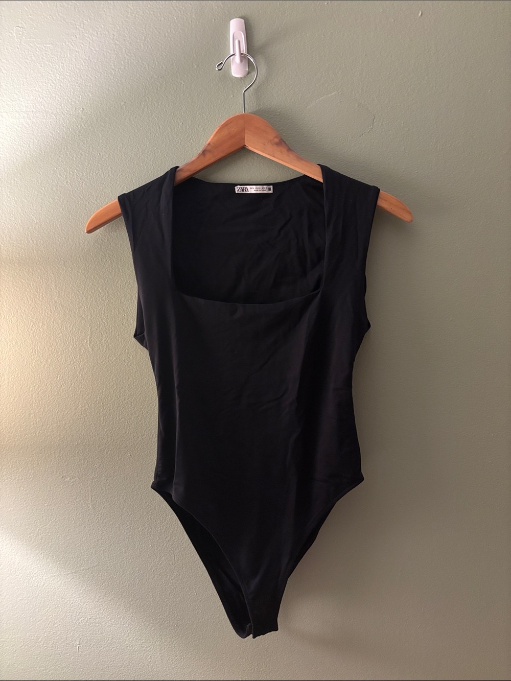 Zara Black Square-Neck Sleeveless Bodysuit